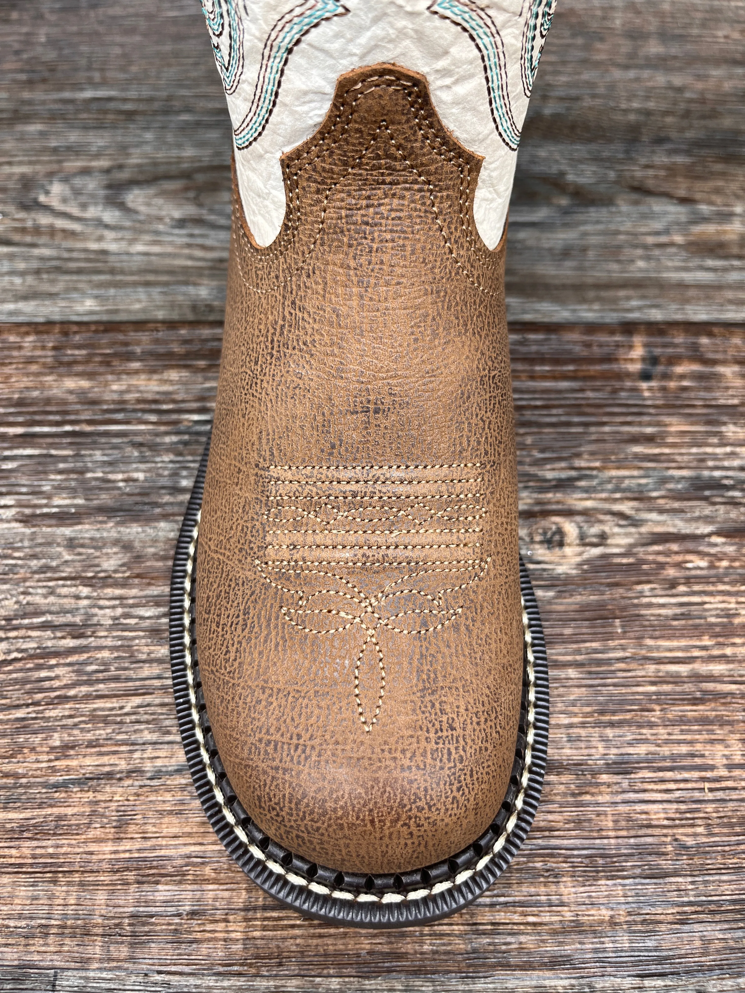 10040265 Women's Fatbaby Heritage Tess Round Toe Western Boot by Ariat