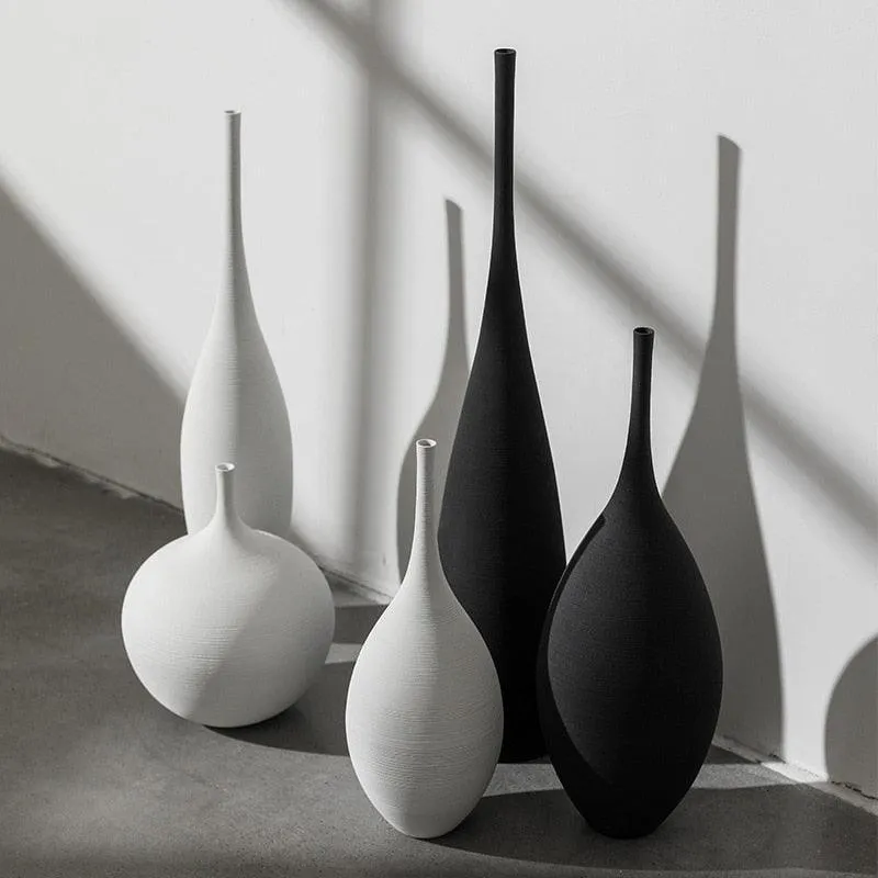 Contemporary Monochrome Vase for Stylish Home Decor