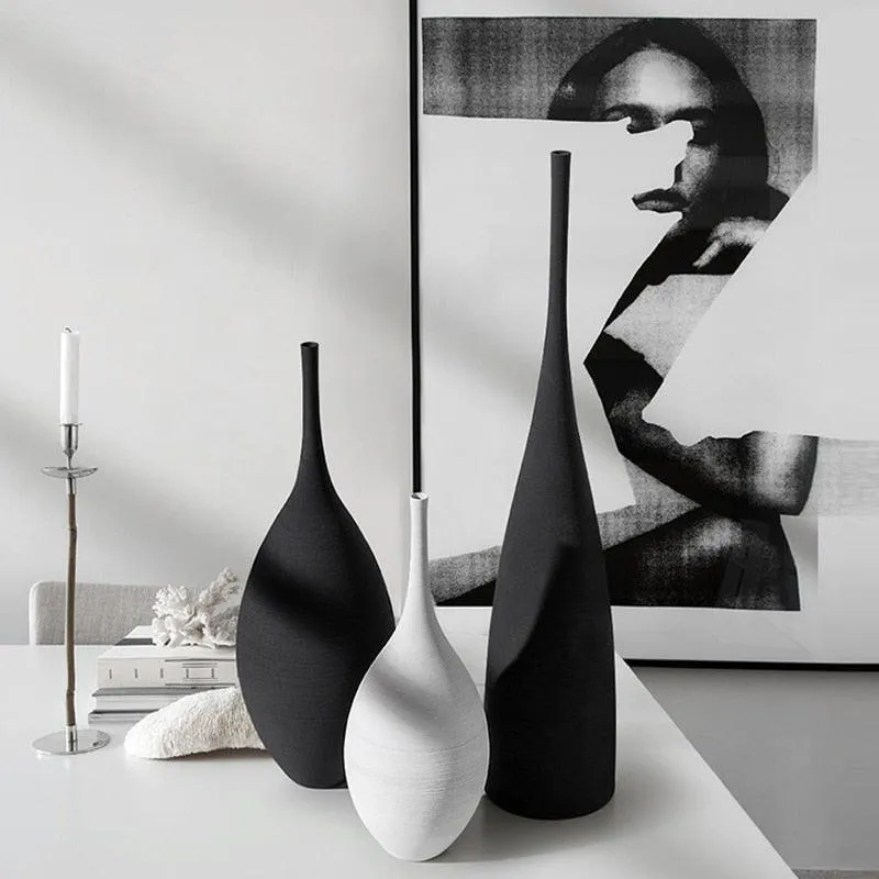 Contemporary Monochrome Vase for Stylish Home Decor