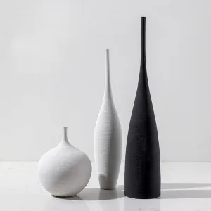 Contemporary Monochrome Vase for Stylish Home Decor