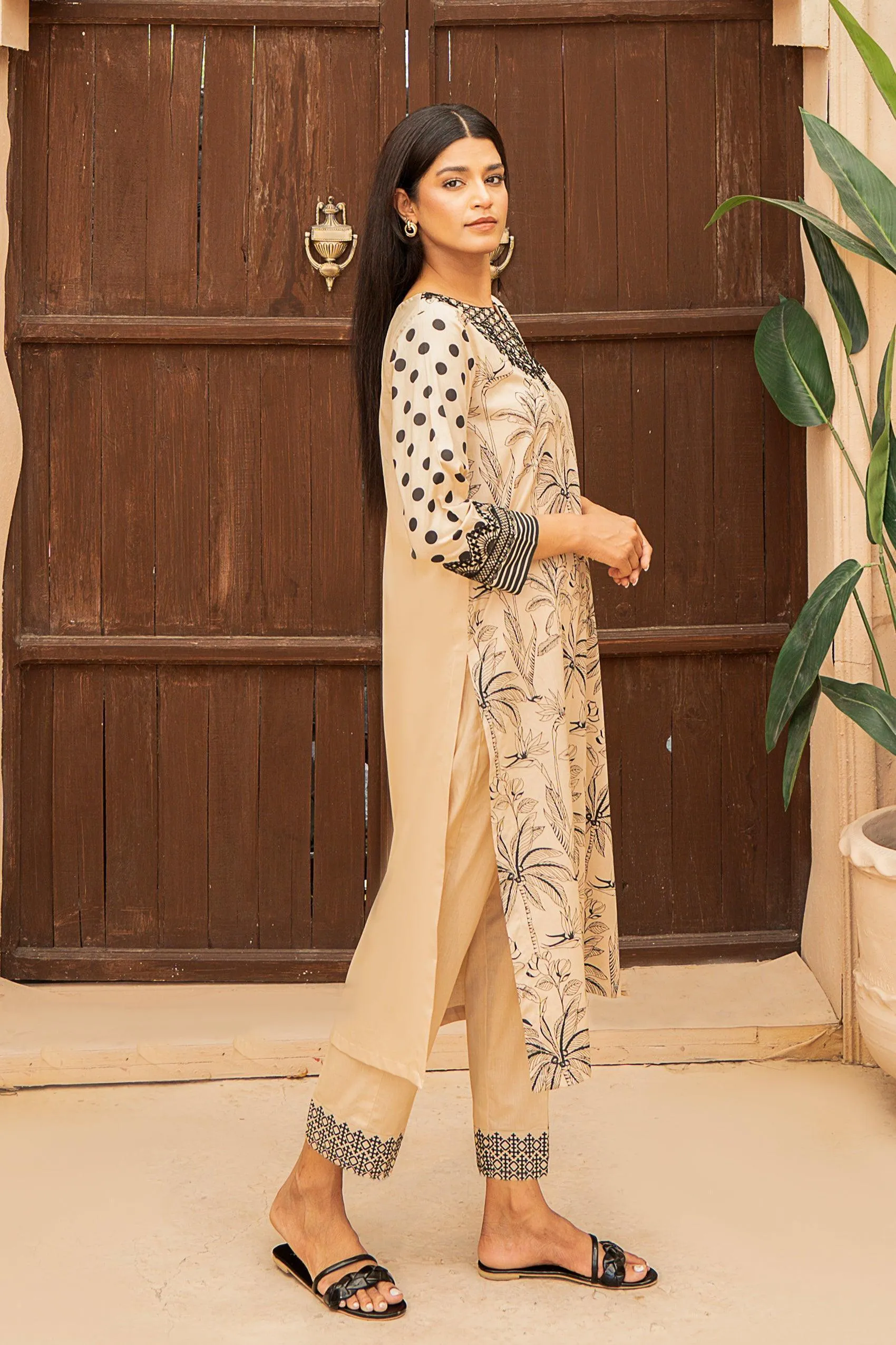 Phoolkari KPR-00818 (2 PC)